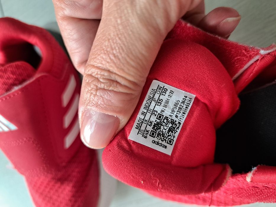 Adidasi adidas marimea 23