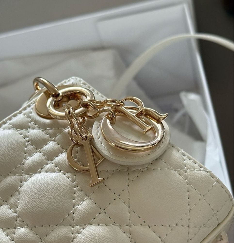 Дамска чанта Lady Dior