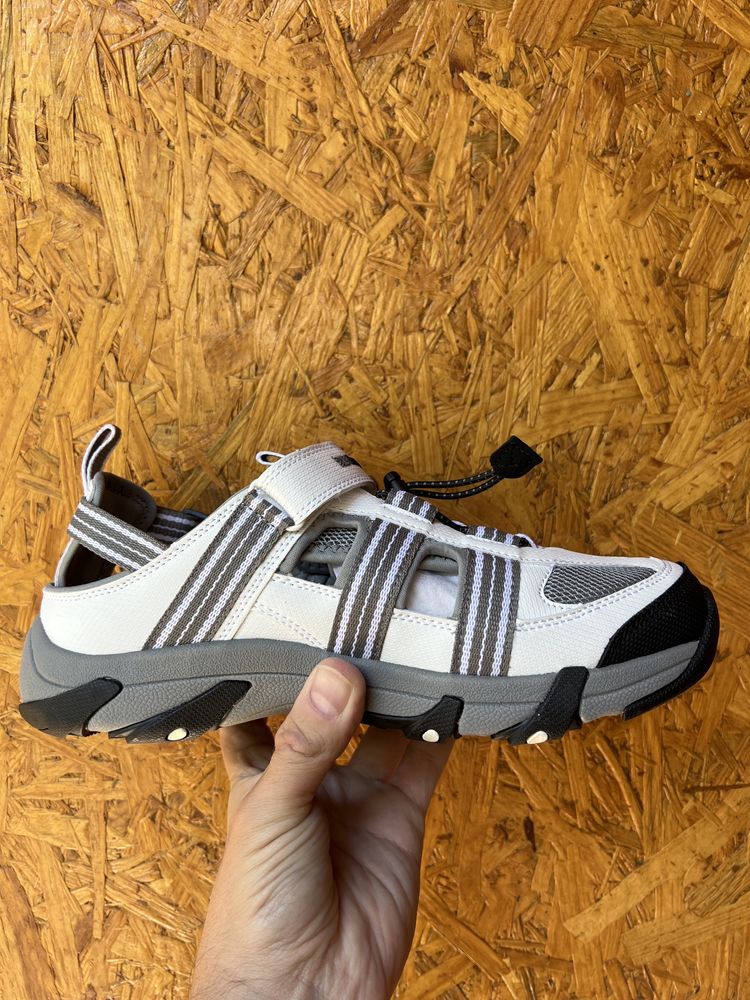 Маратонки Karrimor 41