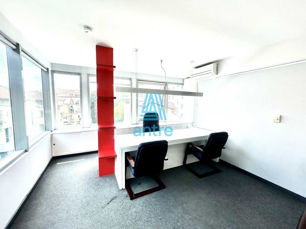 Дава се под наем Офис в София, Център - 135 кв.м за 4200 € - Снимка #2