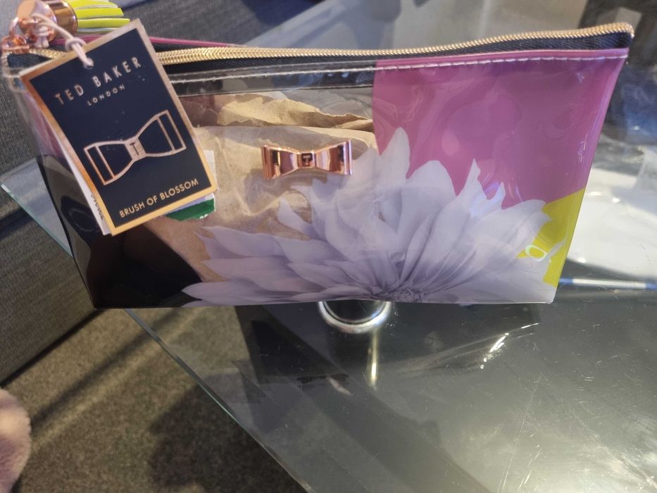 Несесер Ted Baker