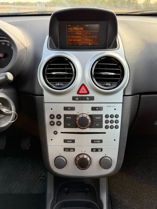 OPEL CORSA 1.4 2010