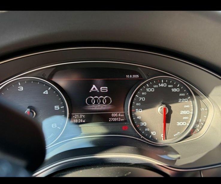 Vând Audi A6 C7 motor nou cu 100.000 km 3.0 tdi 2014 cp313
