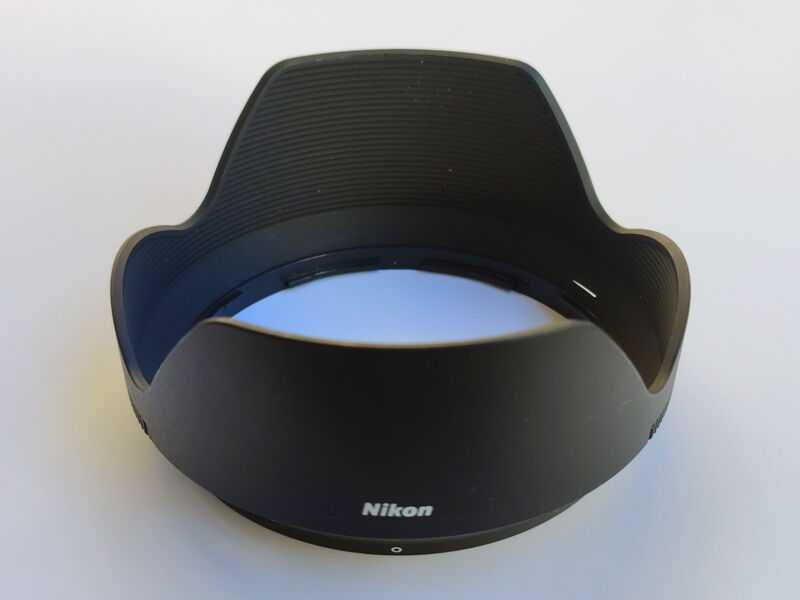 Оригинален сенник Nikon HB-102 за NIKKOR Z 24-120mm f/4 S