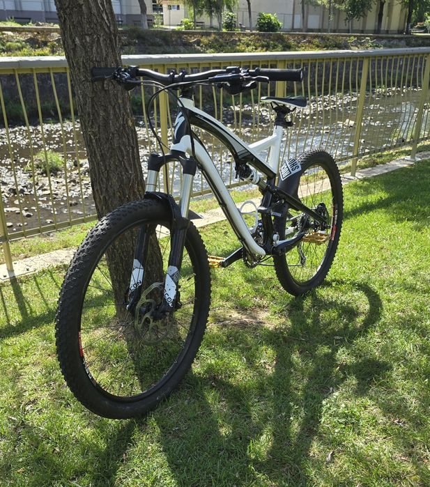 Bicicleta Specialized Full Suspension