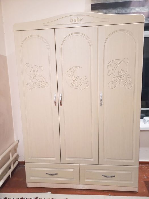 Детский комплект мебели