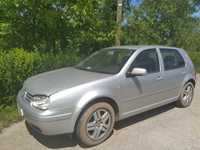 Vând Volkswagen Golf 1.6 benzina