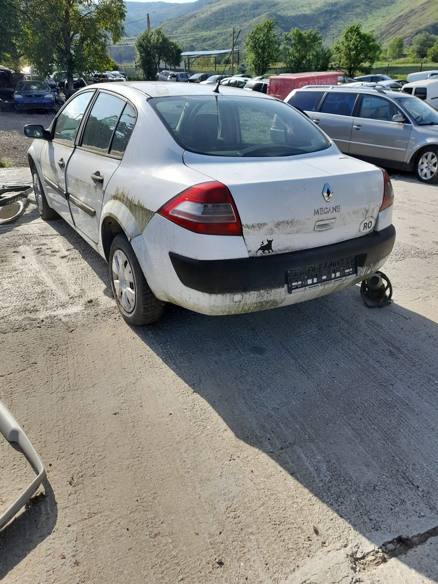 Dezmembrez Renault Megane 2