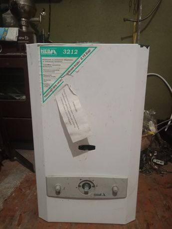 Проточный газовый водонагреватель Neva 3212