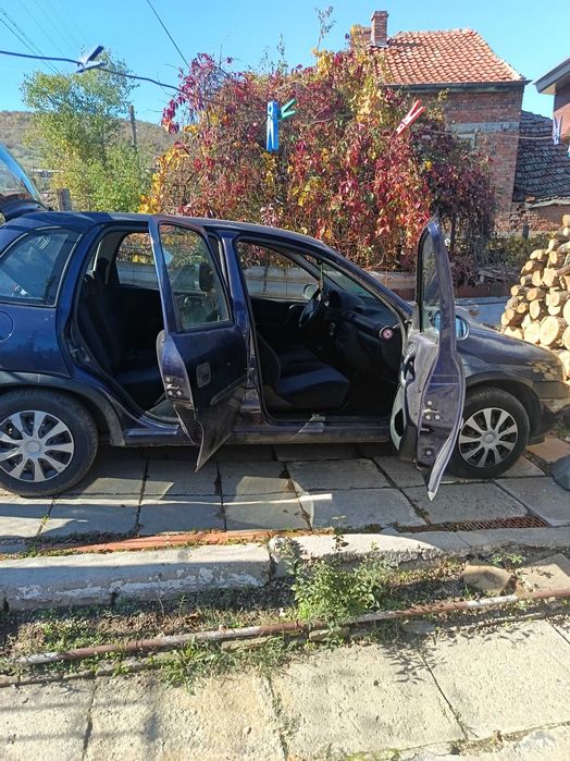 Опел Корса 1.2 бензин