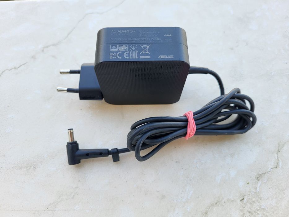 Incarcator laptop Asus 19V 3,42A 65W mufa subtire 4,0x1,35mm