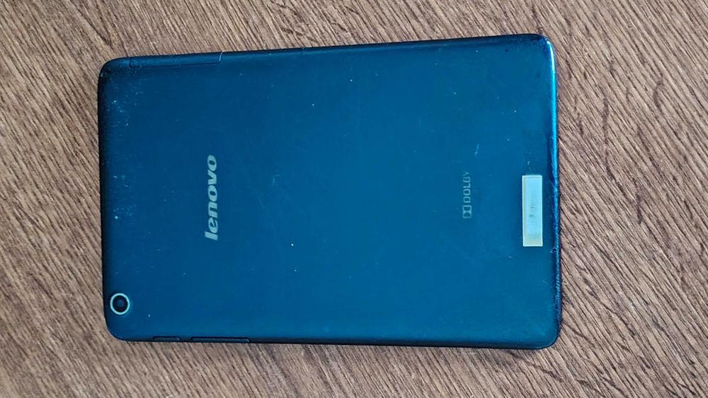 Tableta mare de 10 inch LENOVO, perfect functionala