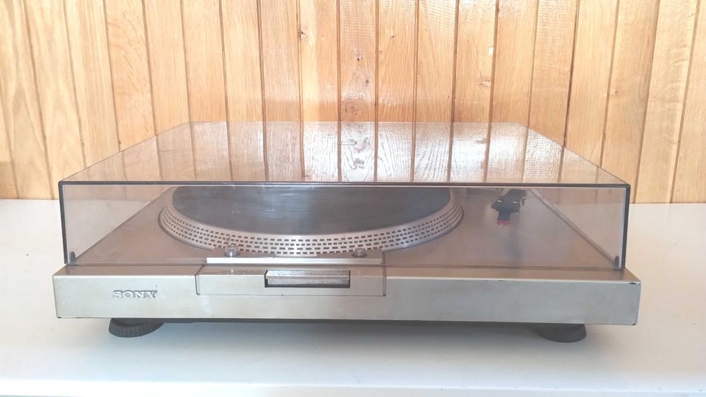 pt discuri vinil un pickup Sony PS T1 direct drive