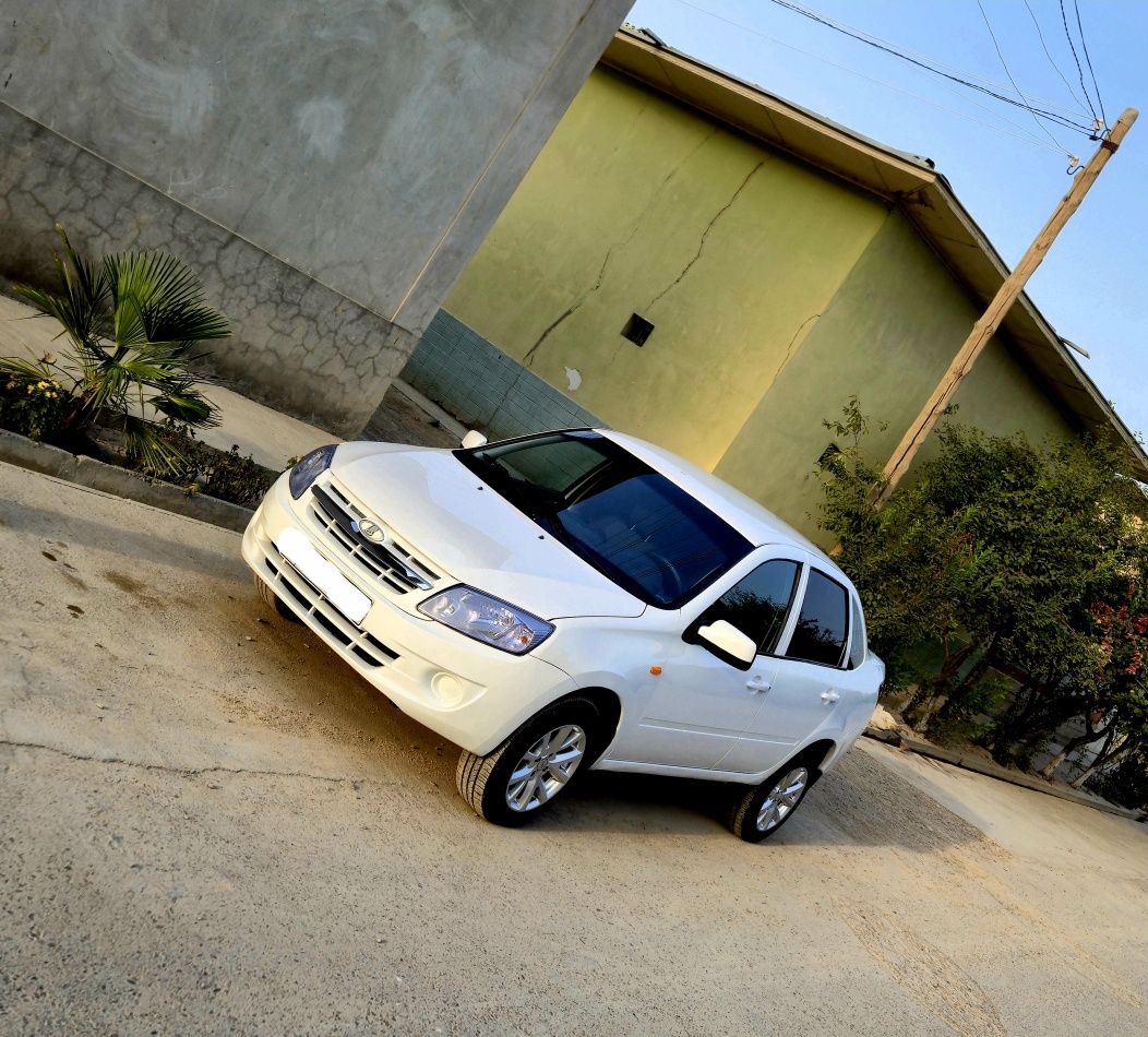 Lada Granta Sotiladi