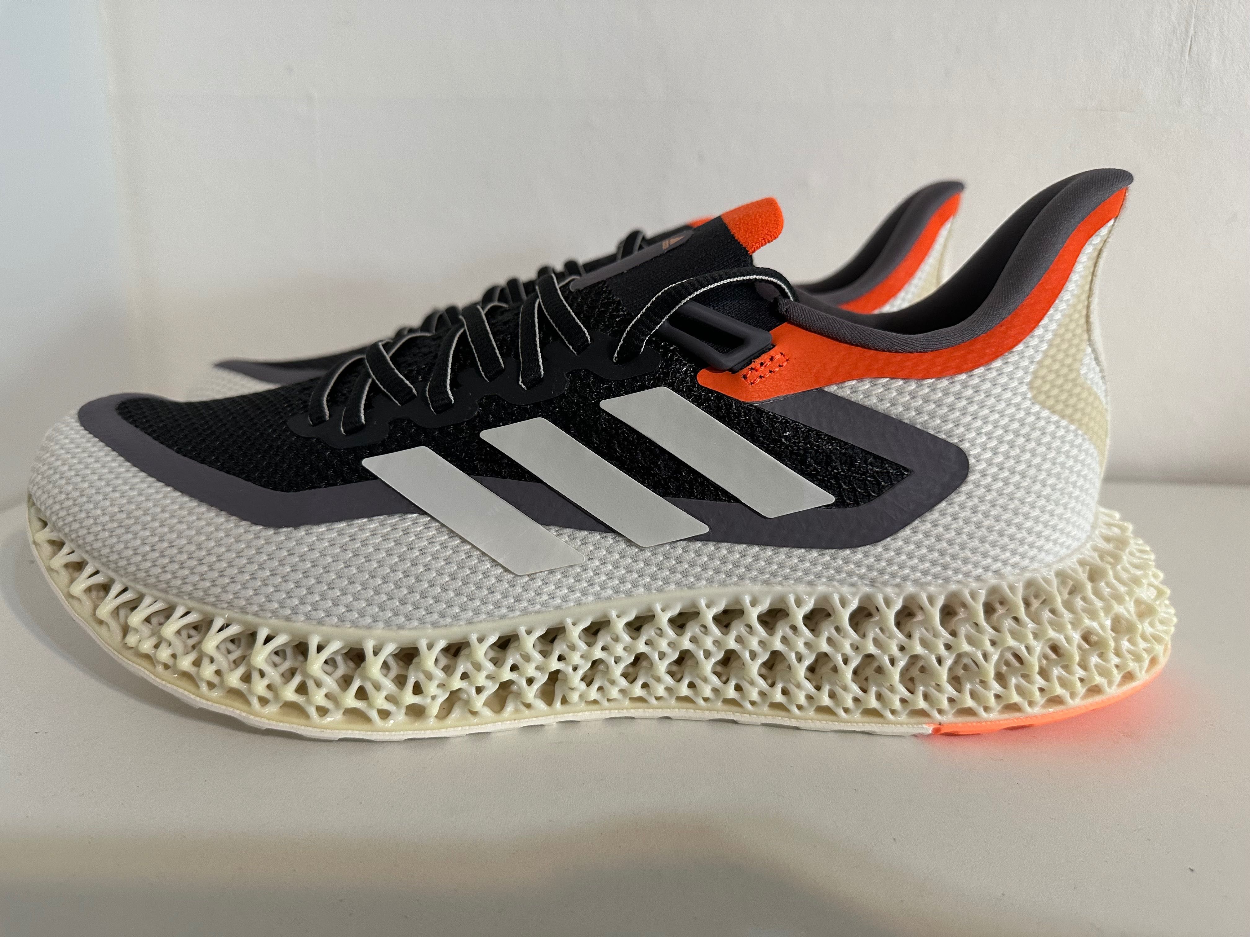 2 x Adidas 4DFWD  2. Original