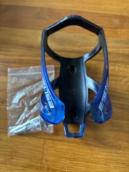 Поставка за шише за вода за велосипед