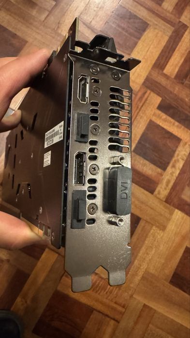 Видеокарта ASUS  ROG  Strix  GeForce  GTX 1070  8GB