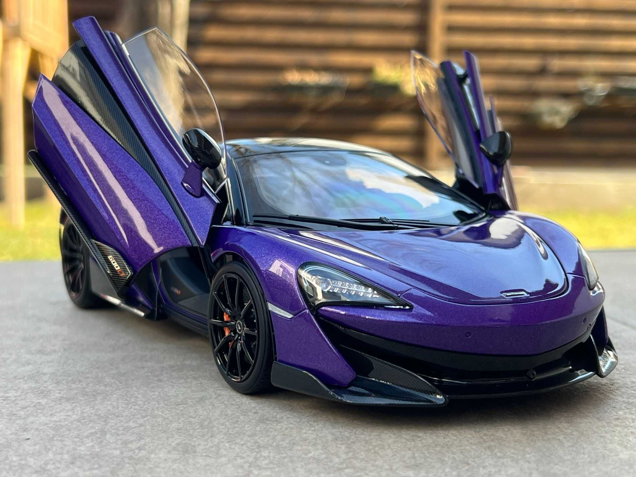 McLaren 600 LT / Purple / LCD18006-PU / 1:18 / LCD Models