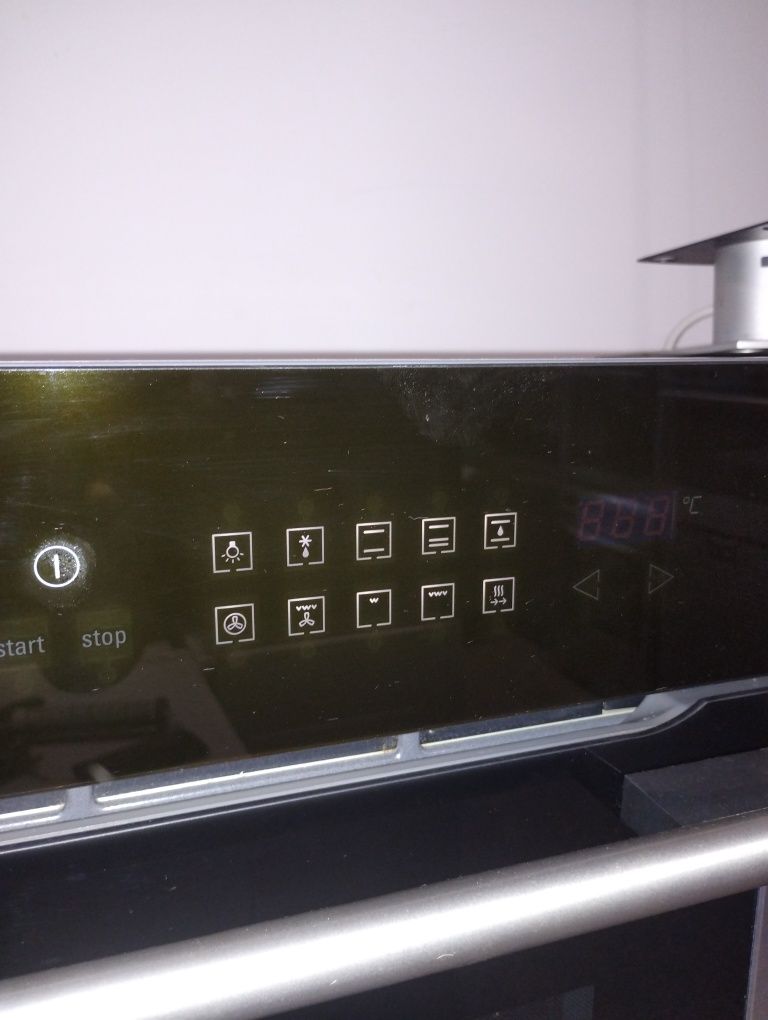 Фурна Siemens Black edition