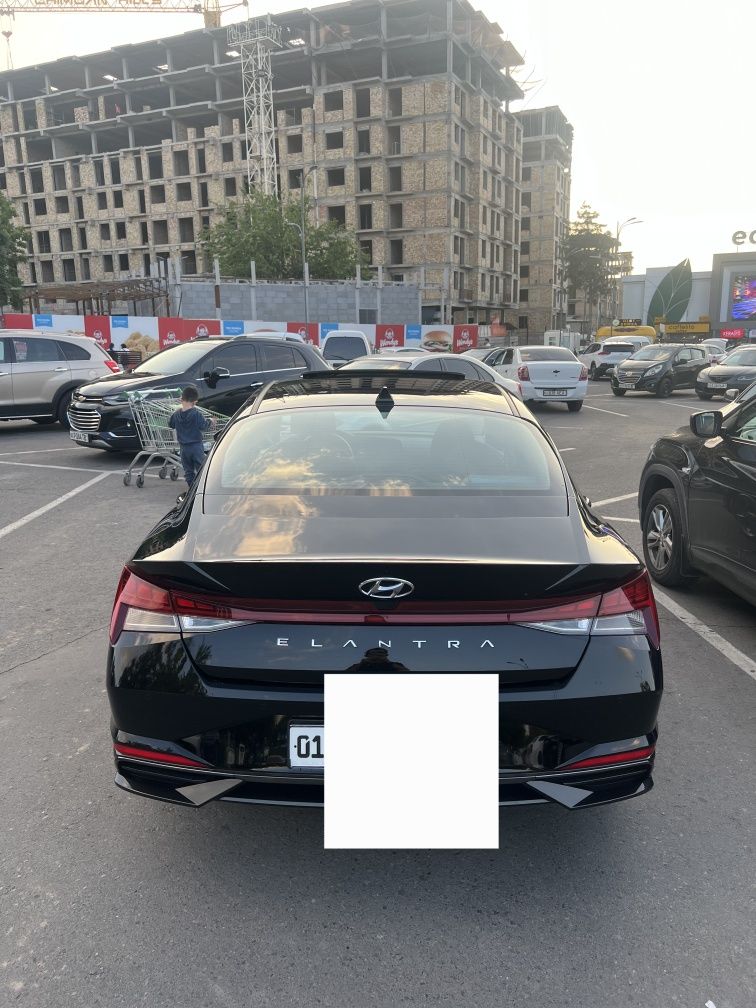 Hyundai Elantra 2022 1.6