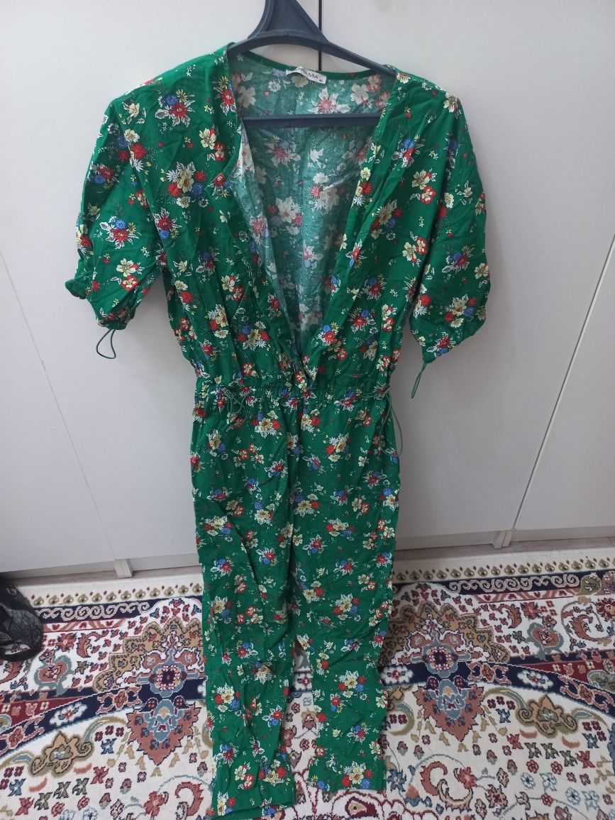 Продам женскую одежду