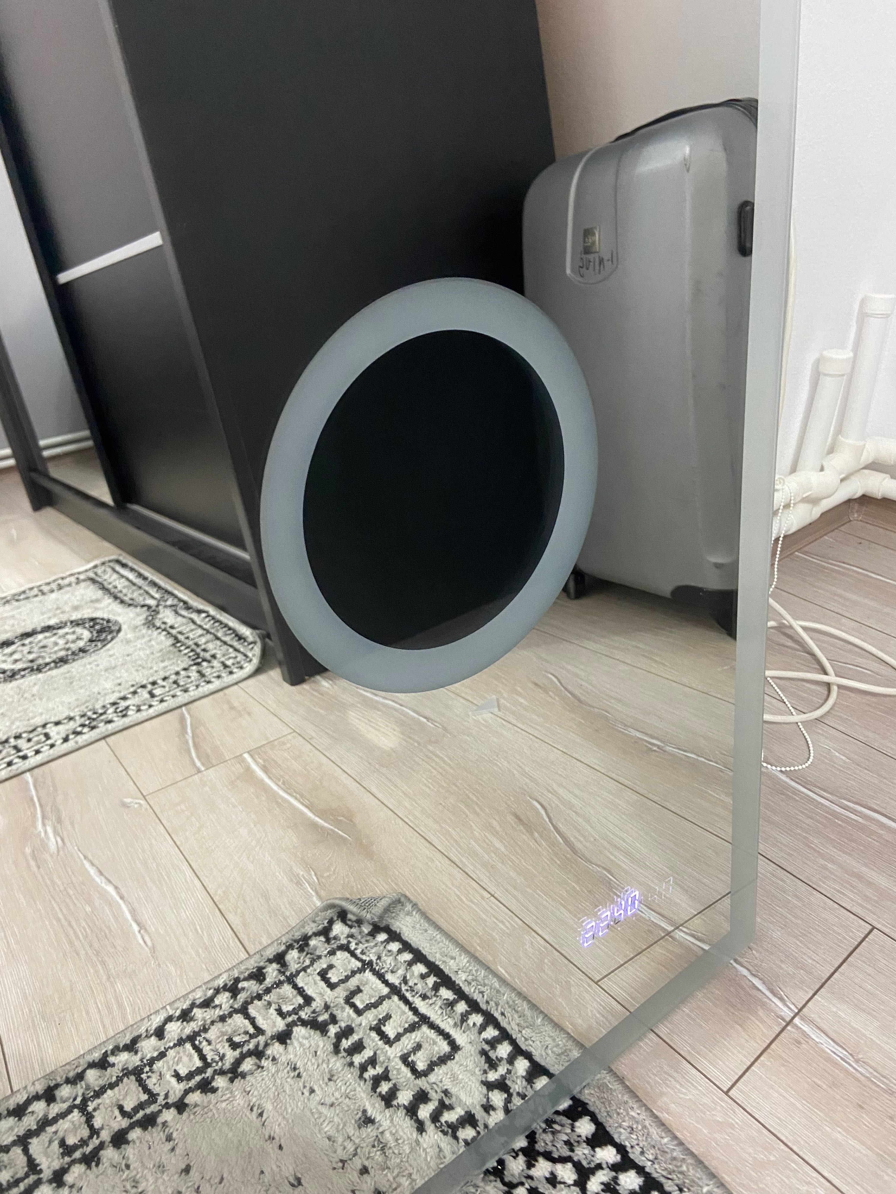 Oglinda make up ,bluetooth  , lumini