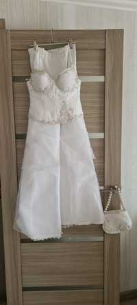 Новое Свадебно платье