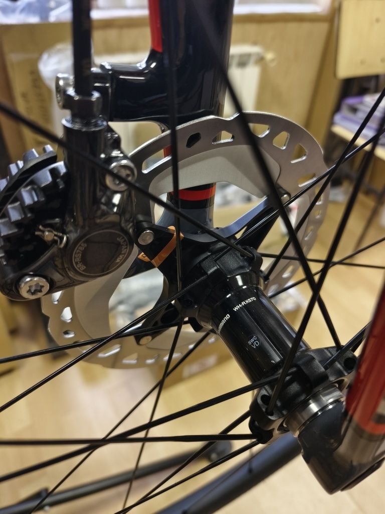 НОВ Карбонов велосипед Focus CAYO Disc FULL Ultegra R8000
