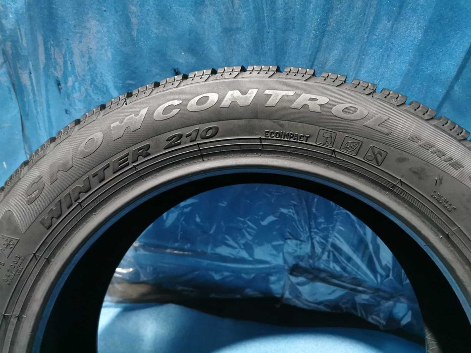 195 55 16 pirelli m+s 4 buc