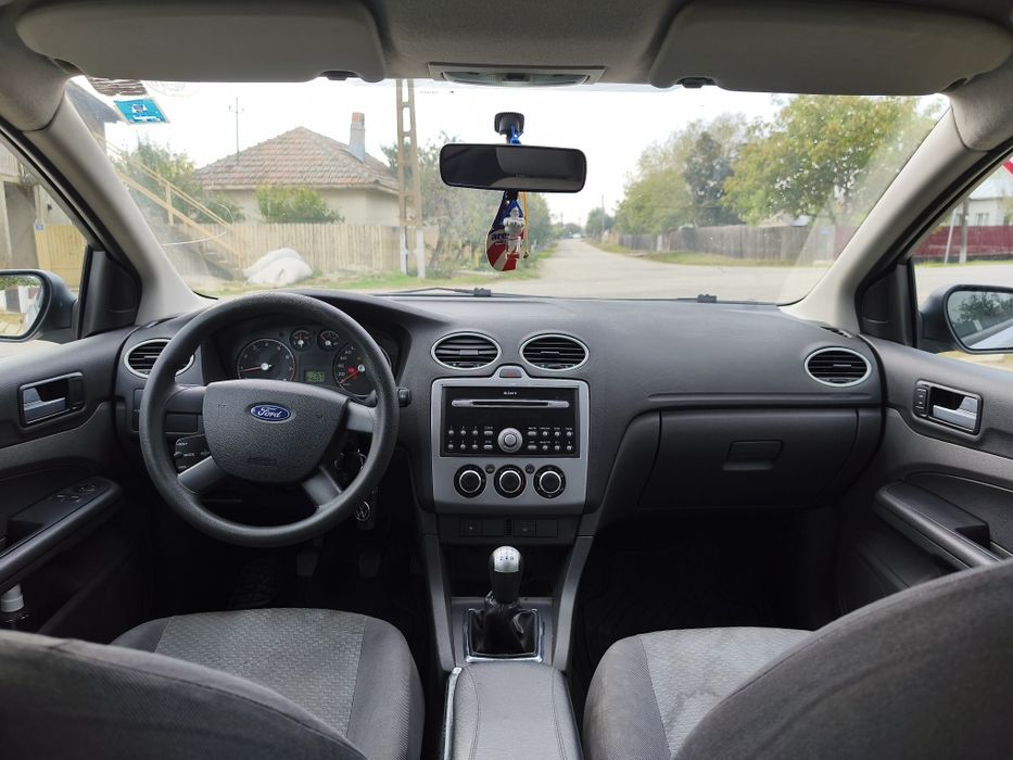 Vând Ford Focus mk2