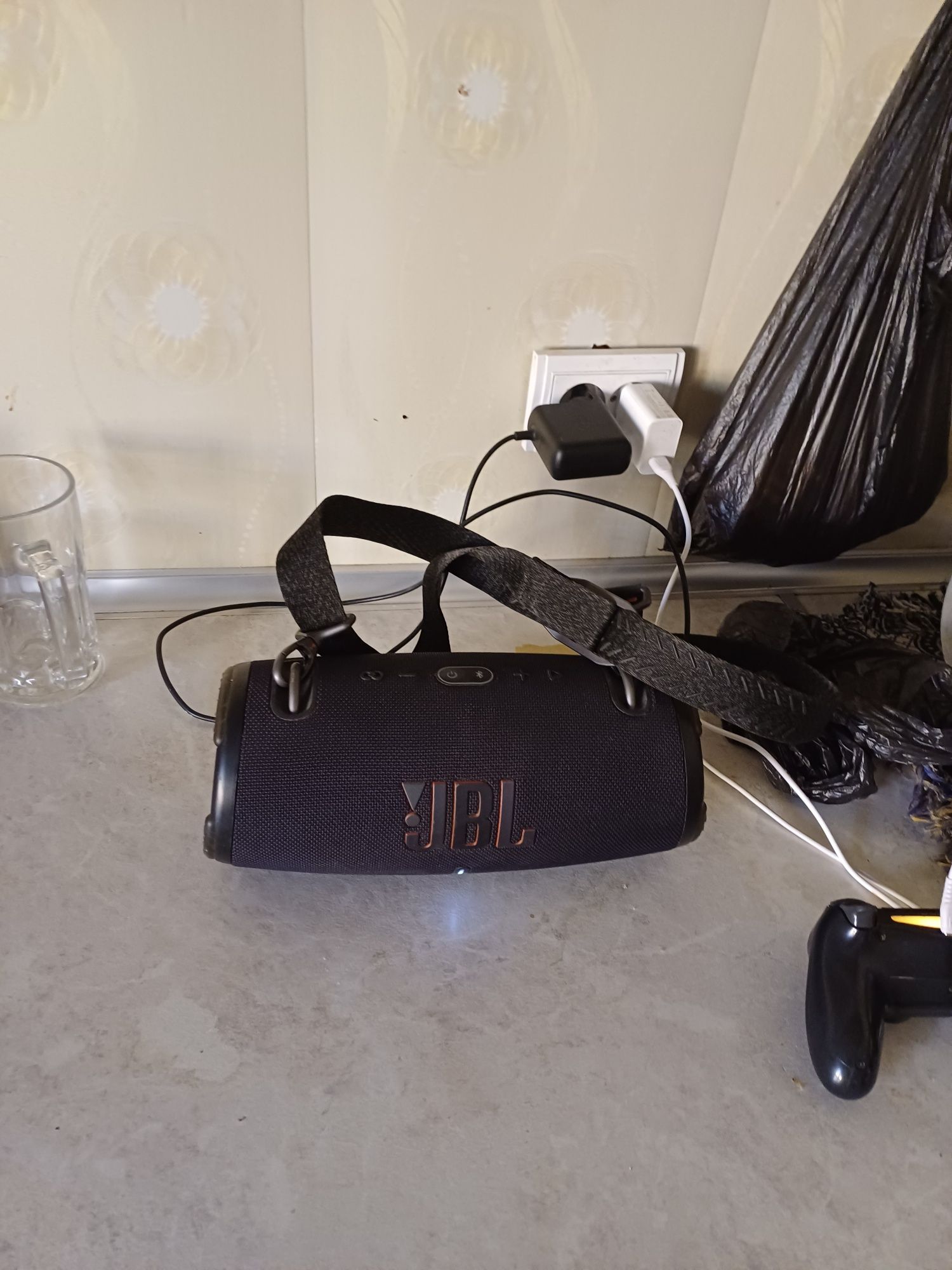 JBL xtreme 3 .Original poddelkasi emas