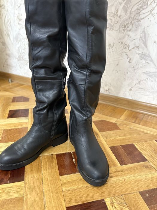 Зимние высокие кожаные сапоги 40