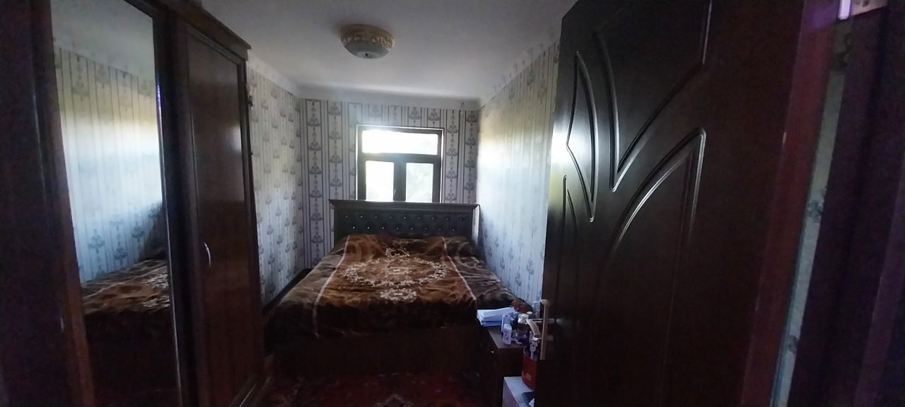 Б.И.Й га якин квартира сотилади