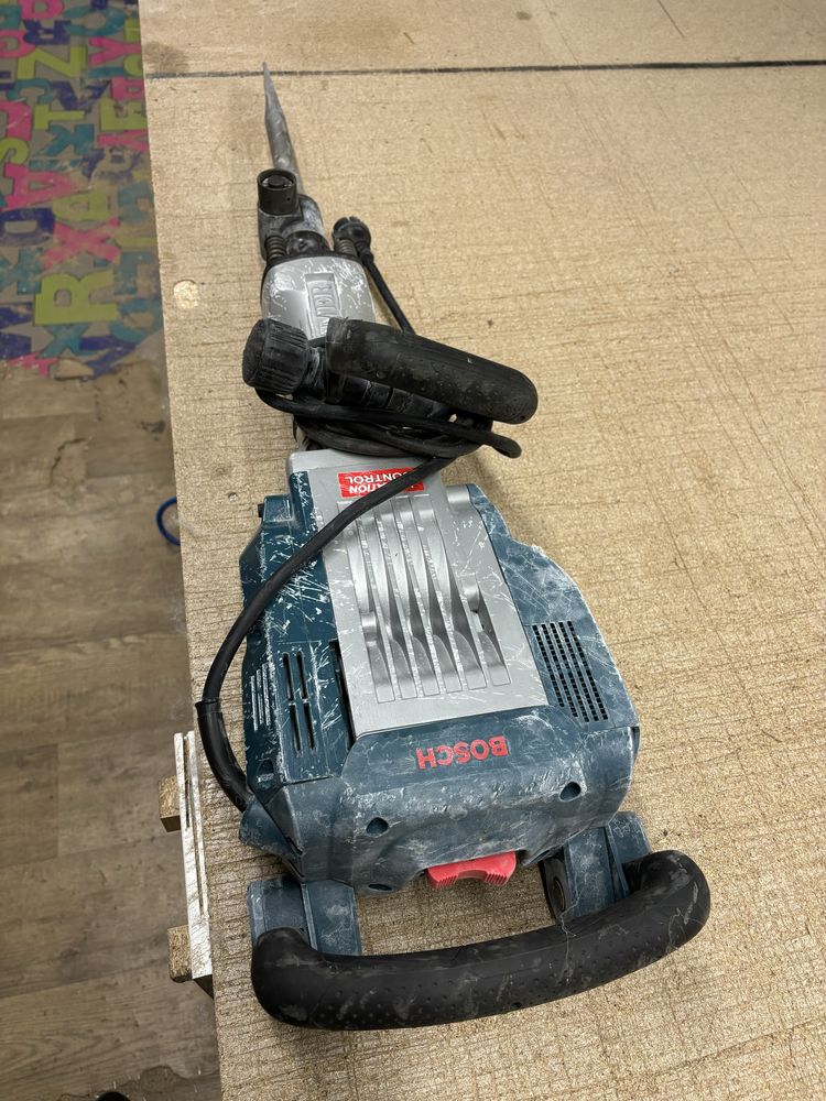 Къртач bosch  gsh 16-30