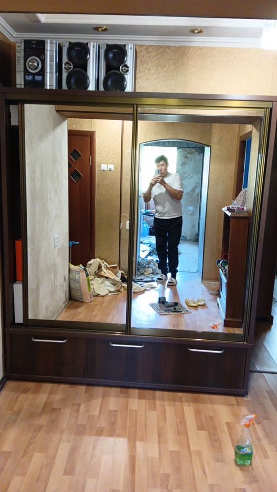 Продам шкаф в прихожию!