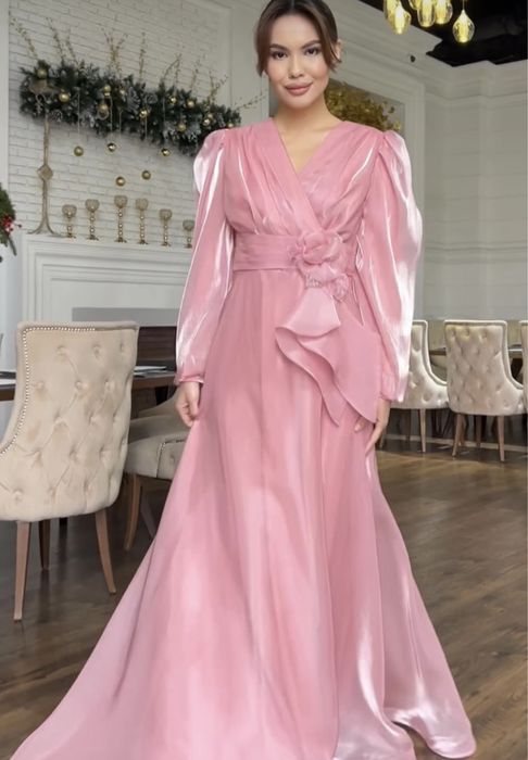 Продам       Платье