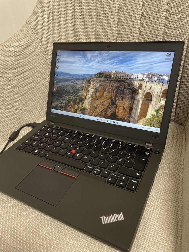 Lenovo ThinkPad X270
