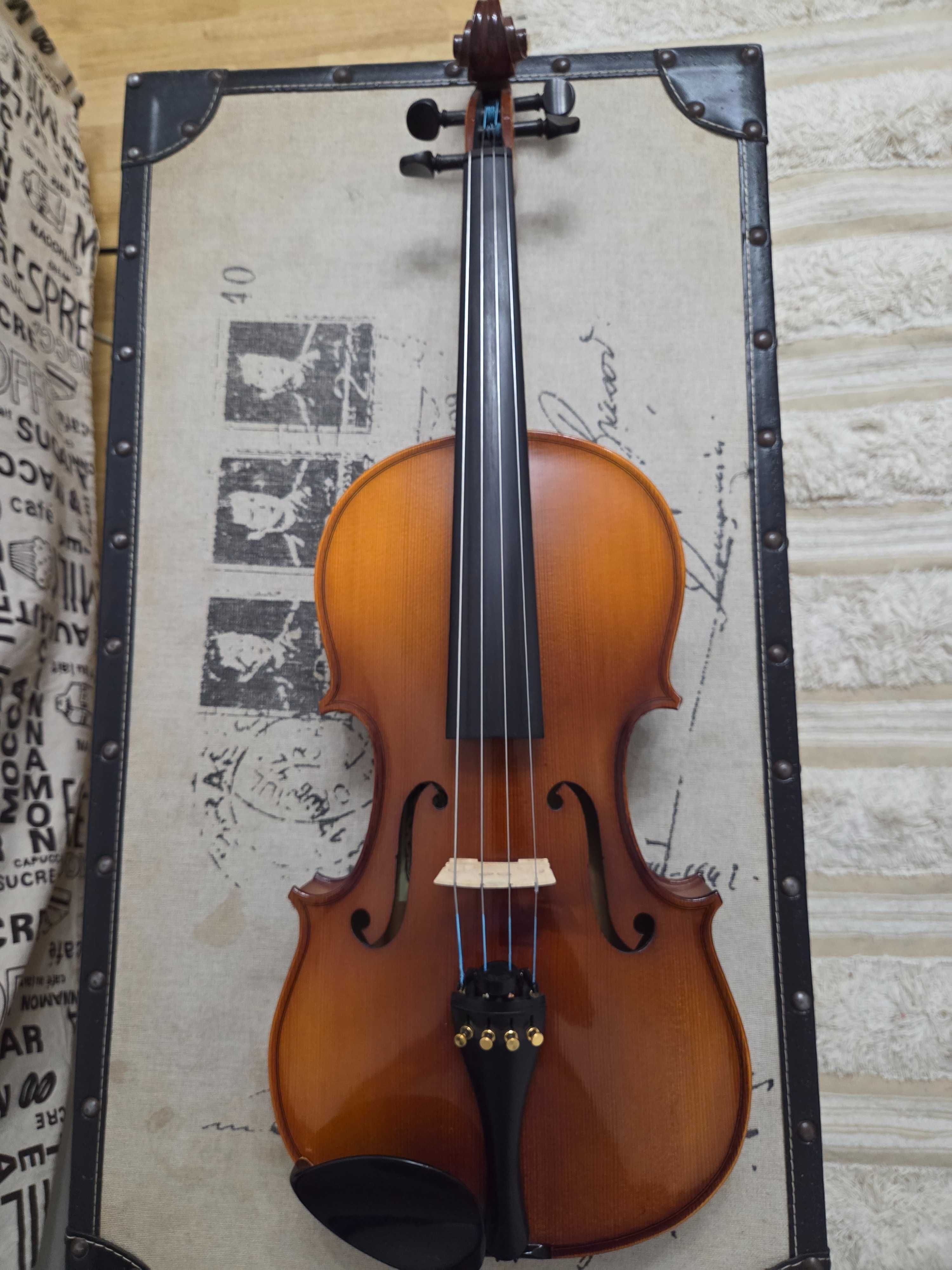 Vând pachet complet Violă 16.5” + arcuș + cutie SA60 + alte accesorii