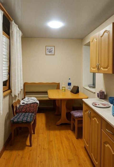 Квартира продаётся Чиланзар 1 квартал 3/5/5 кирпич ул Мукимий