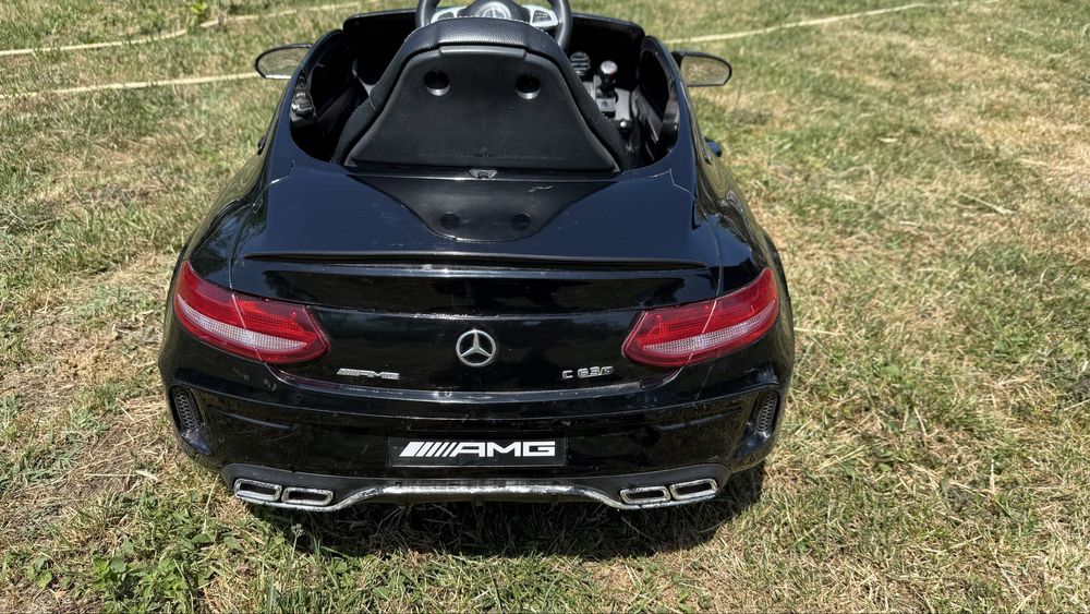 Акумулаторна детска кола Mercedes benz