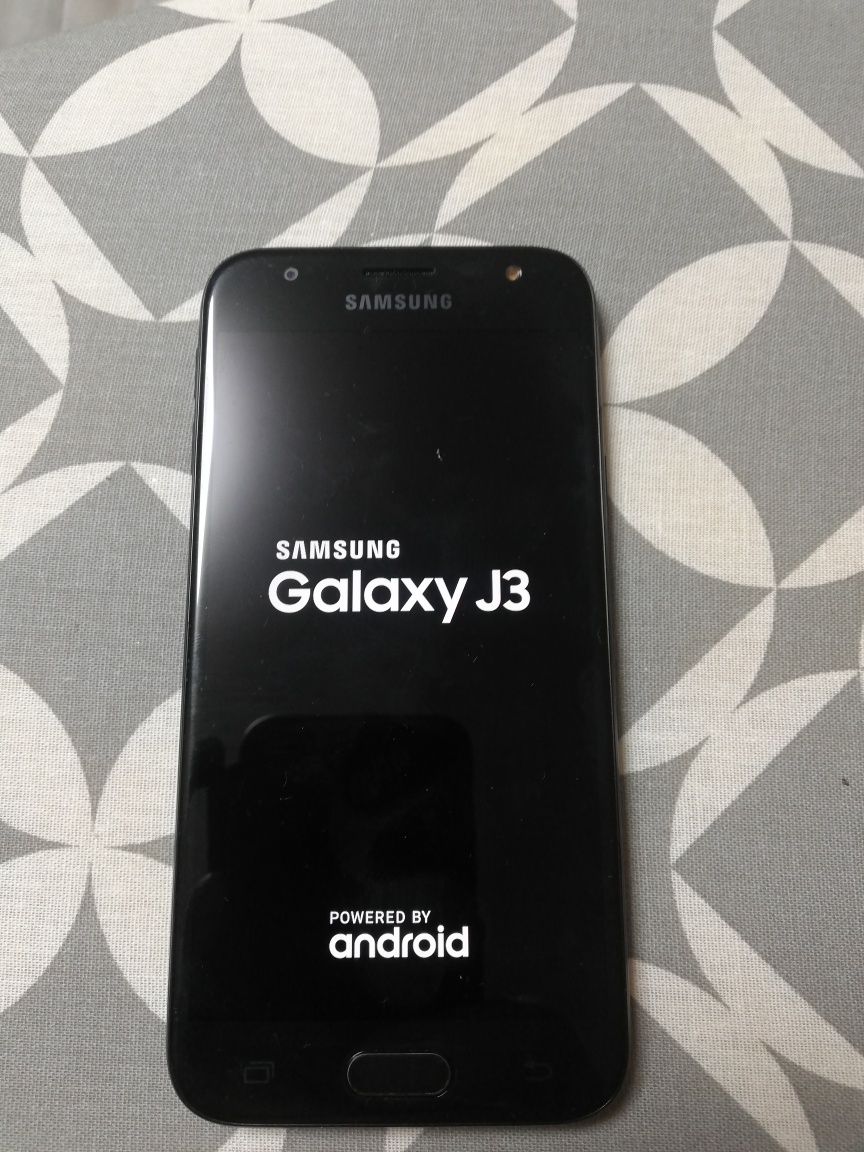 Telefon Samsung Galaxy J3