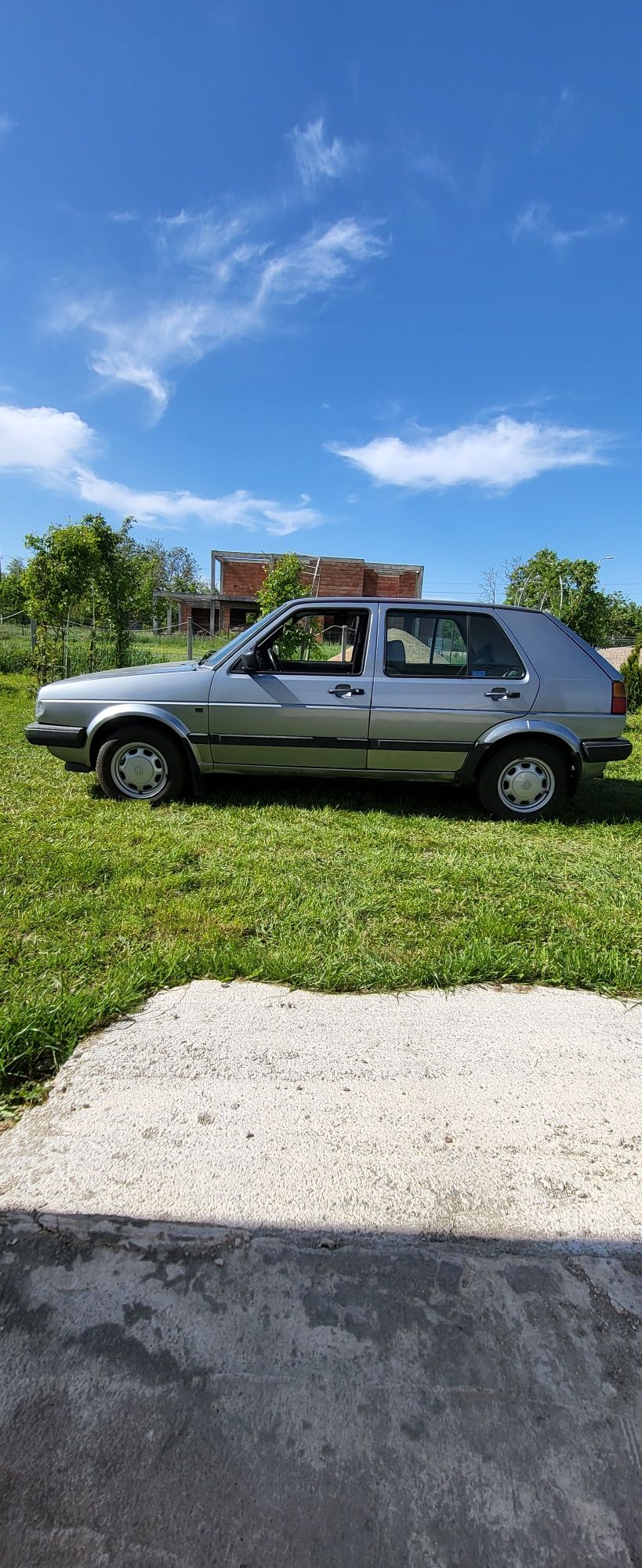 Vând sau schimb cu Dacia 1300