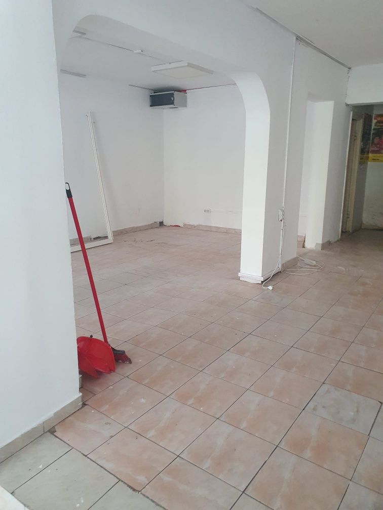 Spațiu comercial -Oras Mărășești ,zona gara