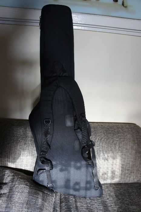 Chitara electrica Chapman Guitars Ghost Fret Black Blood + gigbag