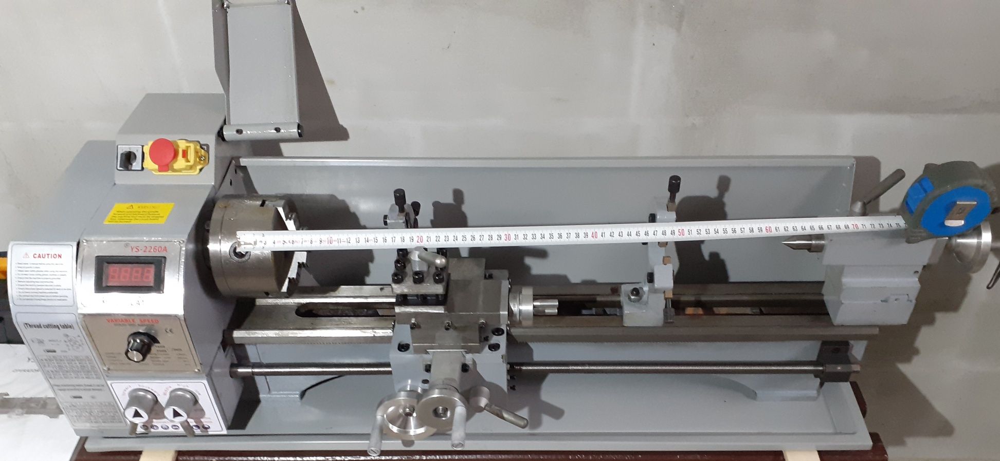 Strung de banc profesional 220 v  1,1 kw