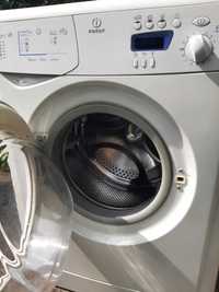 Mașină de spălat rufe Indesit.7kg.Stare foarte bună.