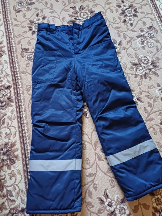 Продам спец.одежду. Зима. Размер 48-50