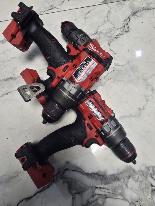 Vând scule profesionale