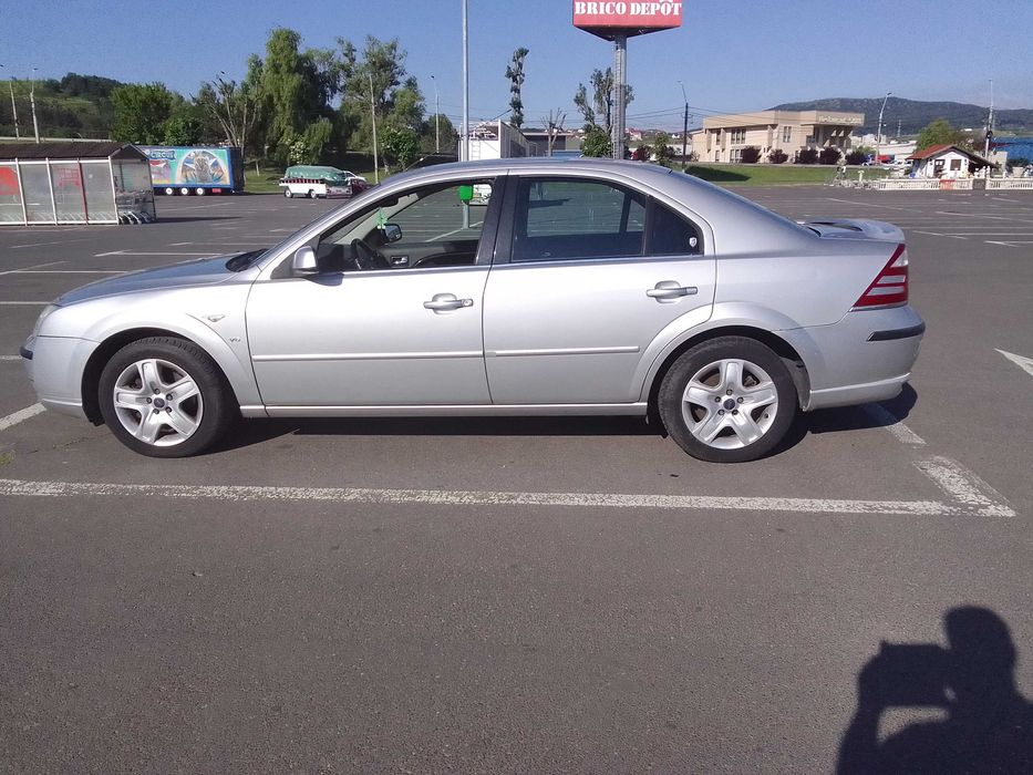 Vand Ford Mondeo 2.5 V6