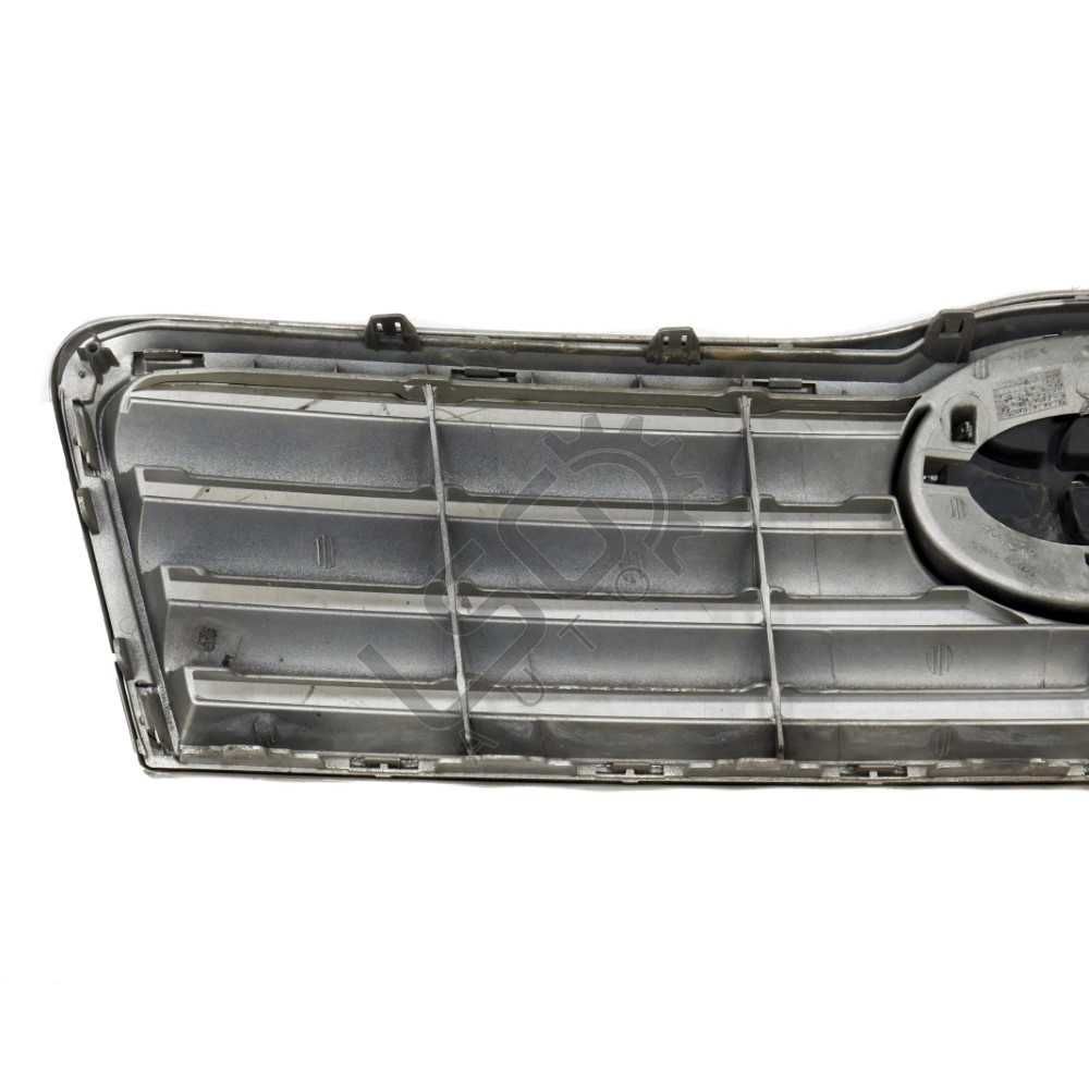 Решетка Toyota Avensis II 2003-2009 ID: 116089